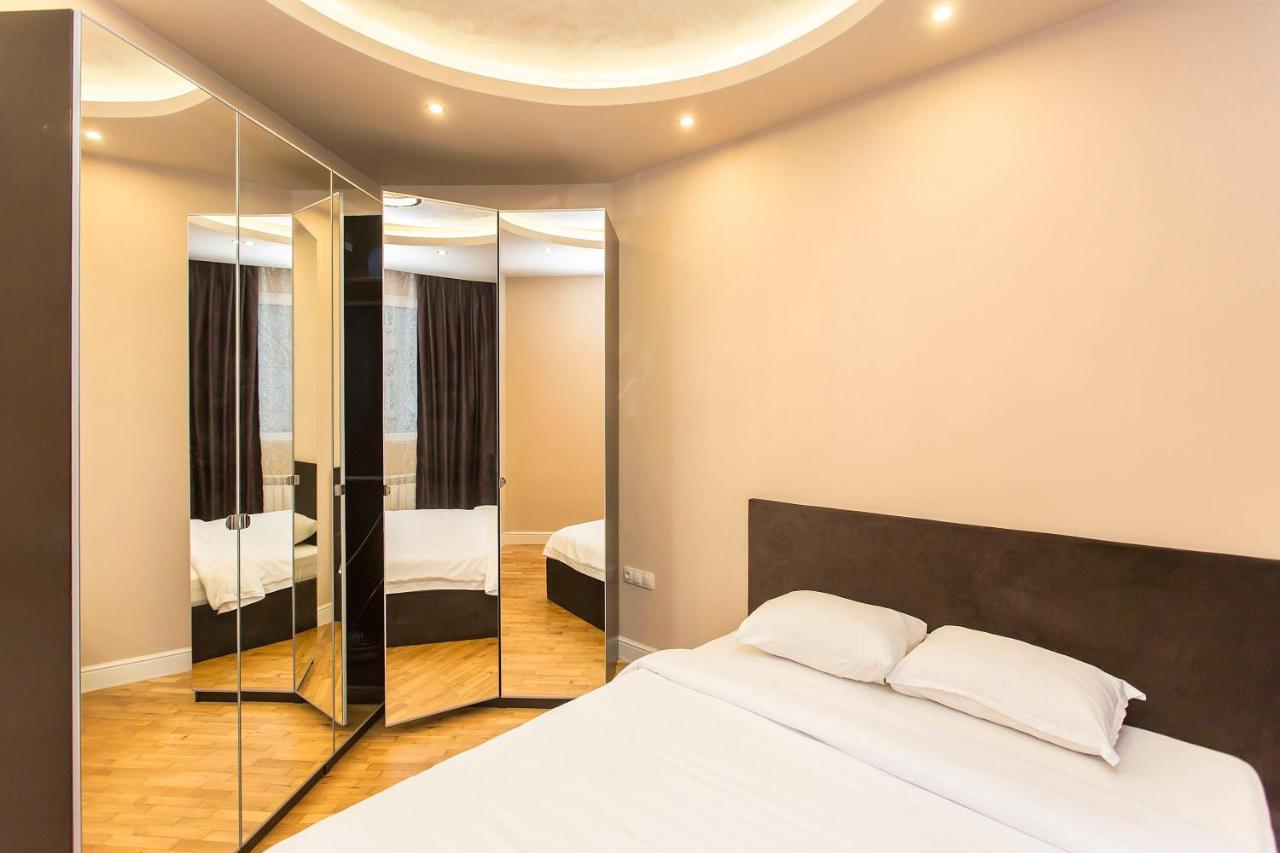 Elegant 2Bdr Apartment With A Balcony Sofia Exterior photo