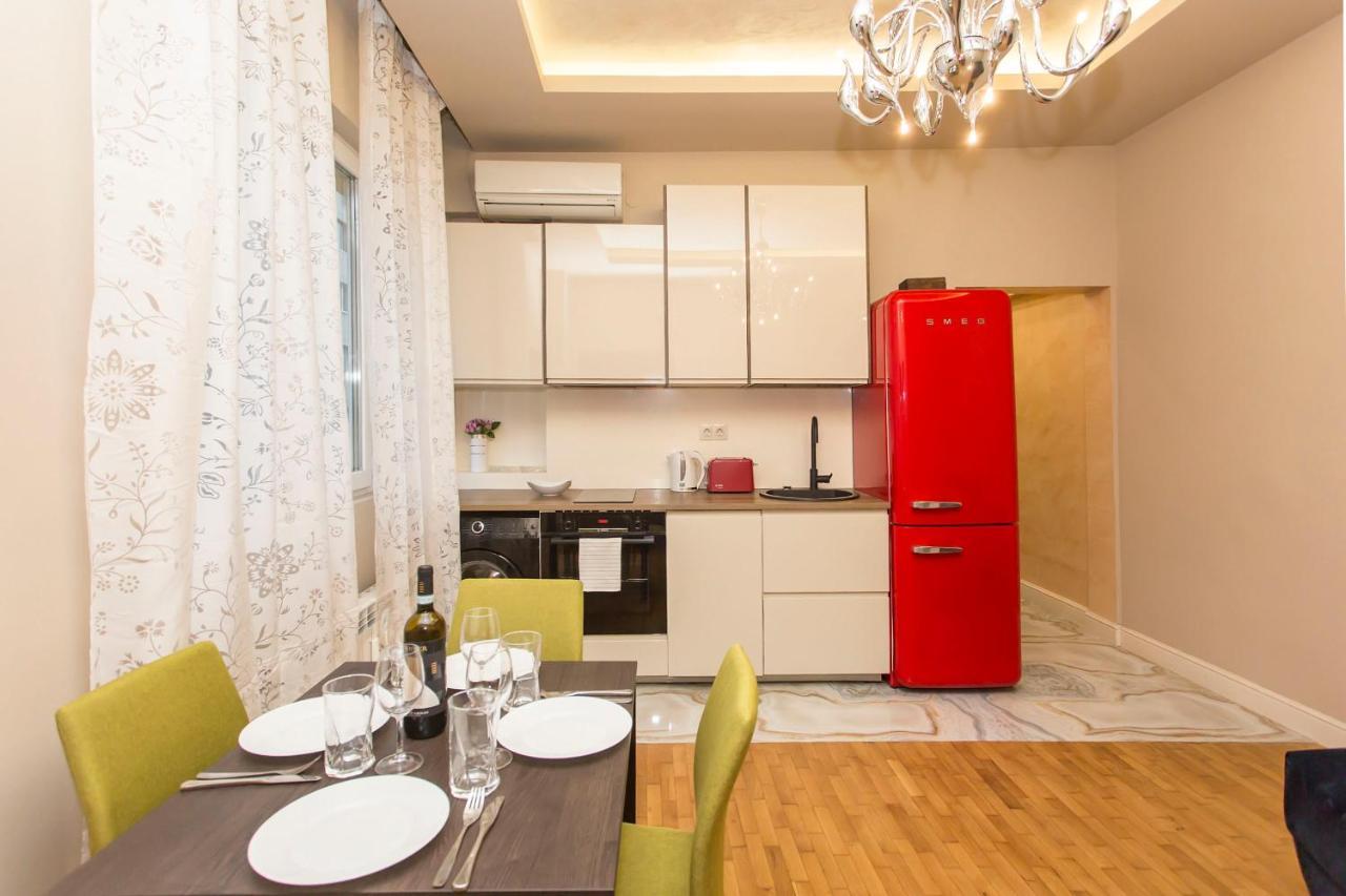Elegant 2Bdr Apartment With A Balcony Sofia Exterior photo